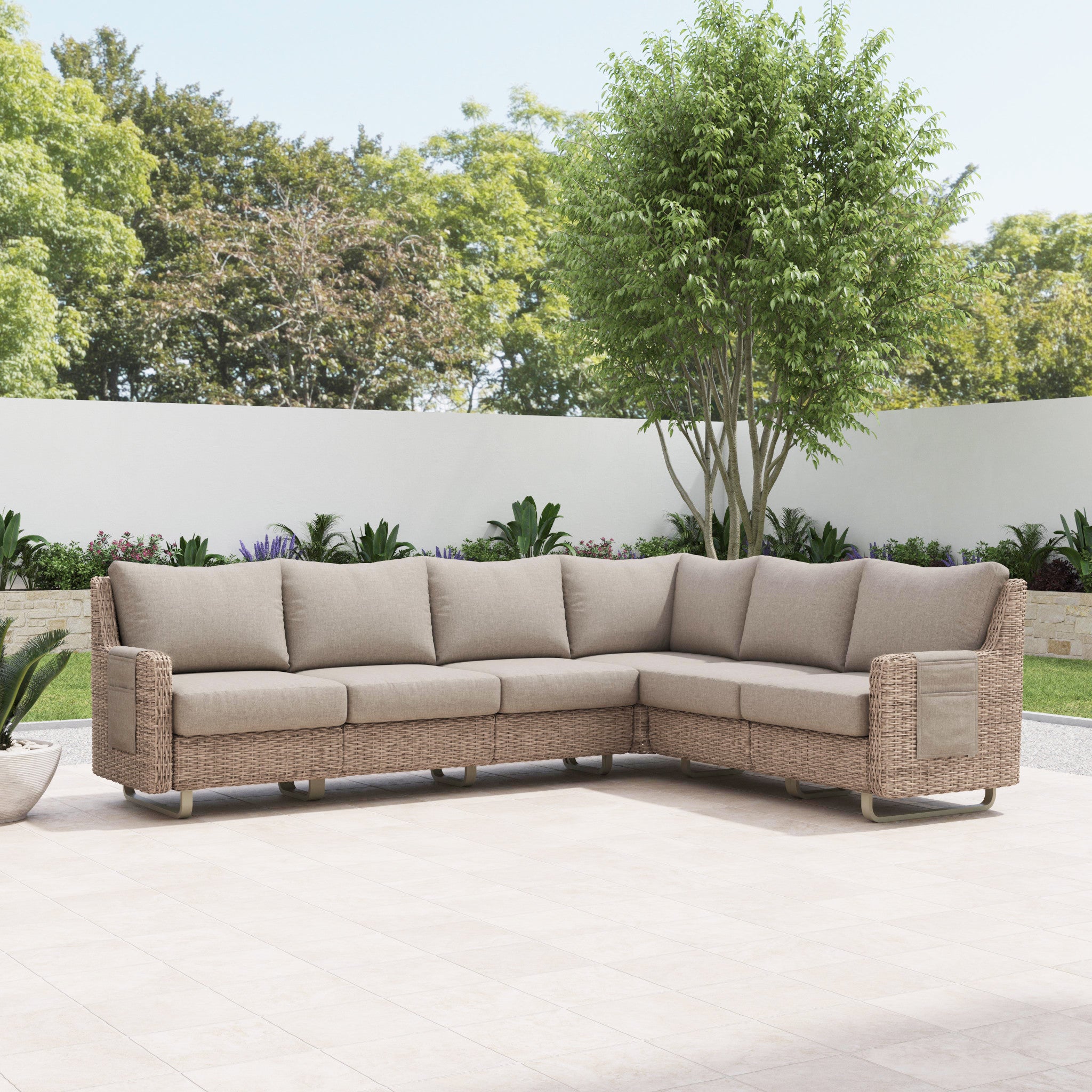 Vista Cast Ash 6-Seat Sectional