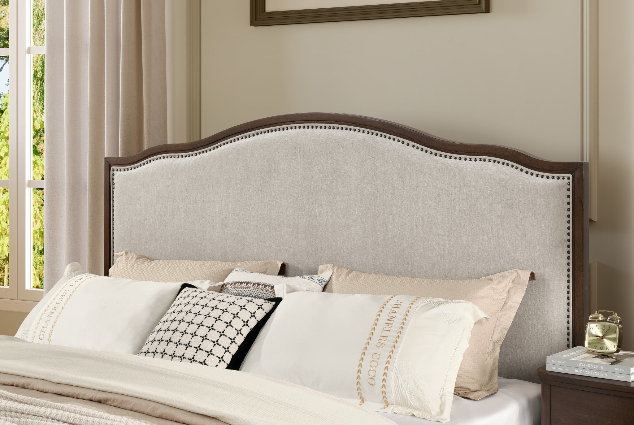 Bellevue King Bed